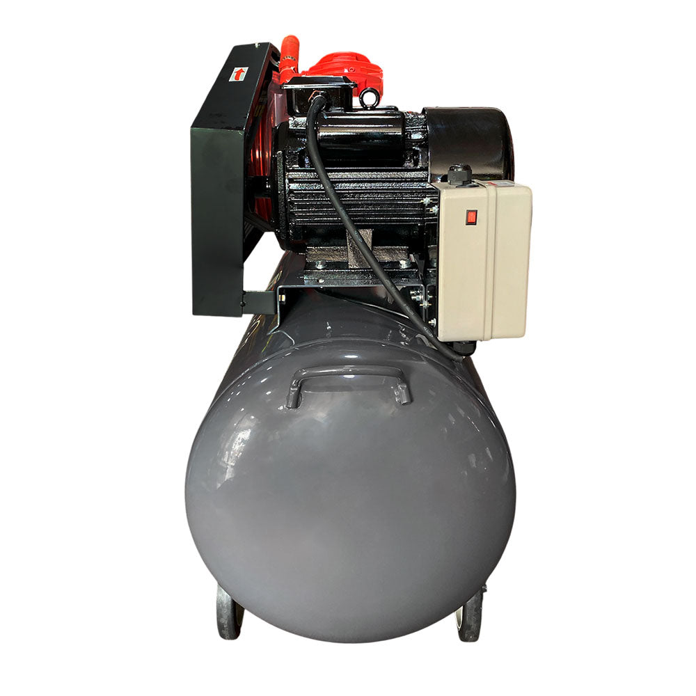 Compresor Profesional de Polea marca Tecraft Industry de 300L 7,5HP con conexiona 220v.
